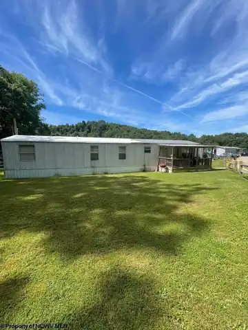 74 Softail Drive, Buckhannon, WV 26201