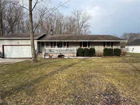 8631 Center Road, Austinburg, OH 44010