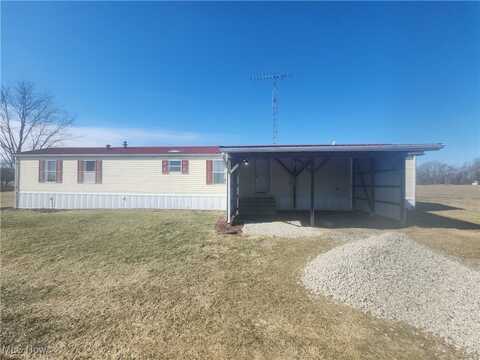 4782 State Route 212 NE, Mineral City, OH 44656