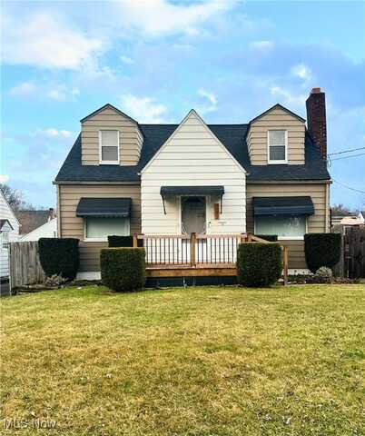 1351 E Boston Avenue, Youngstown, OH 44502