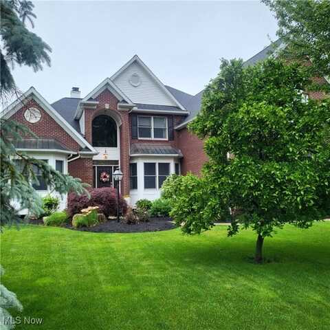 616 Coventry Place, Amherst, OH 44001