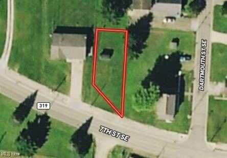 Dartmouth Street SE, Brewster, OH 44613