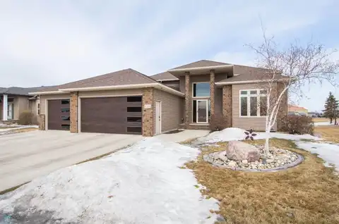 1210 35th Street Circle South, Moorhead, MN 56560