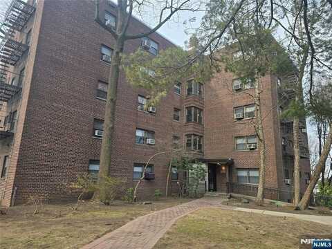 3051 Edwin Avenue 1A, Fort Lee, NJ 07024