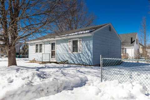 8 Park Street, Rochester, NH 03867