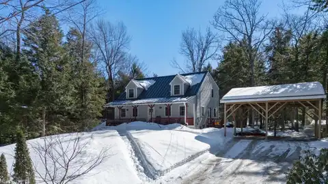 14 New London Drive, Barnstead, NH 03225