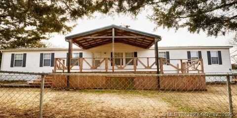 446696 E 997 Road, Gore, OK 74435