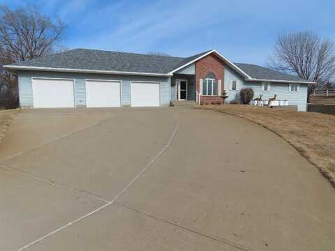 4440 Lost Meadows Road, Sioux City, IA 51108