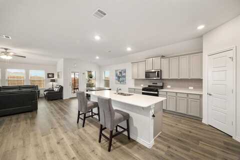 3813 Trails End Road, Aubrey, TX 76227