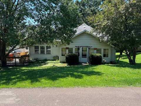 408 Grandview Ave., Chillicothe, MO 64601