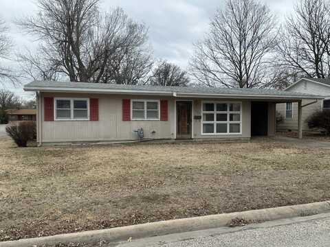 1201 West 4th St, CHANUTE, KS 66720