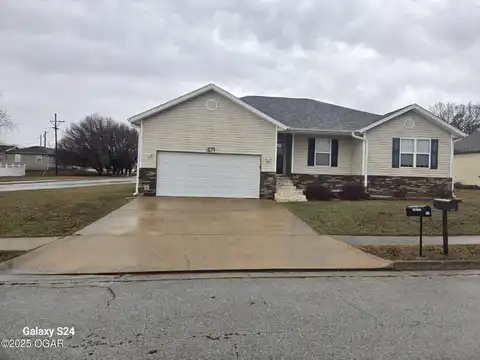 309 W Gault Street, Carl Junction, MO 64834