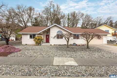 872 E Oak Street, Sequim, WA 98382