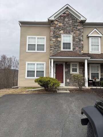 62 Lower Ridgeview Circle, East Stroudsburg, PA 18302