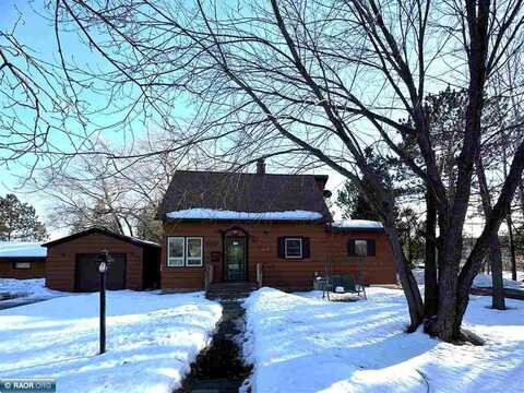 3804 4th Ave W, Hibbing, MN 55746