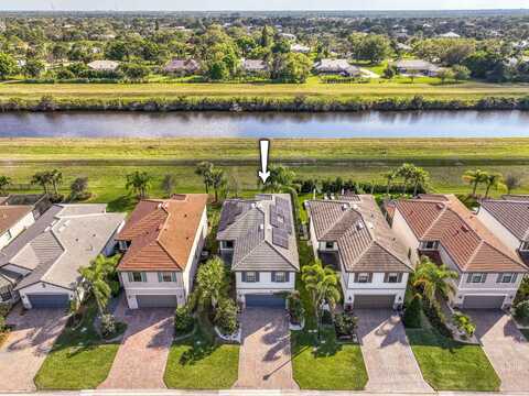800 SE Villandry Way, Port Saint Lucie, FL 34984