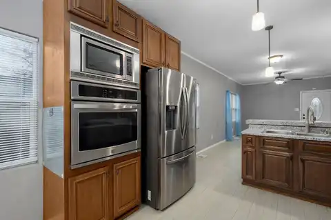 318 W Olive Street, Aurora, MO 65605