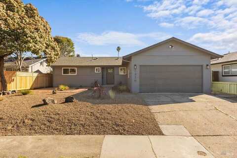 1330 Mcminn Avenue, Santa Rosa, CA 95407