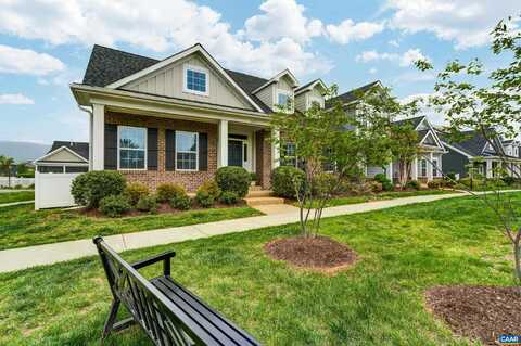 602 BYWARD ST, CROZET, VA 22932