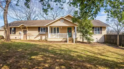 800 Dennison Heights, Batesville, AR 72501