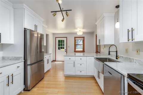 4886 Rosewell Drive, Gloucester, VA 23061