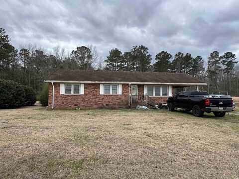 657 Mulberry Rd., Salters, SC 29590