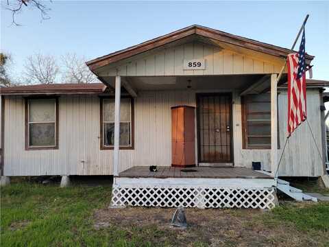 859 W Avenue E, Robstown, TX 78380