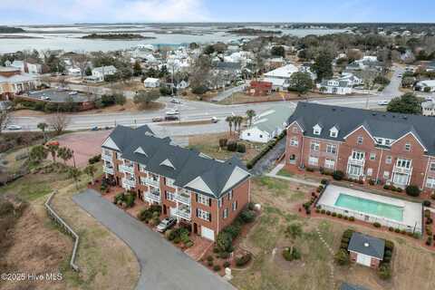 214 Harbour View Drive, Swansboro, NC 28584