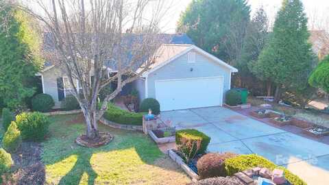 8430 Stoneman Place, Charlotte, NC 28217