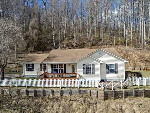 72 Meghan Lane, Waynesville, NC 28786