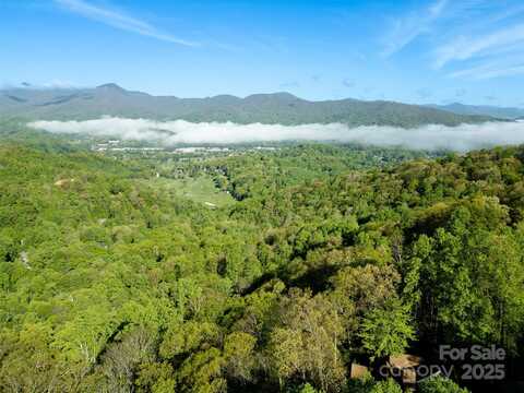 Sanctuary Drive unit: 13, Waynesville, NC 28786
