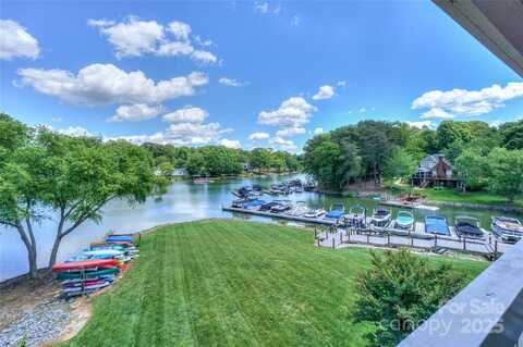 107 Pier 33 Drive, Mooresville, NC 28117