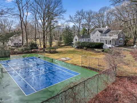 14 Driftway Lane, Darien, CT 06820