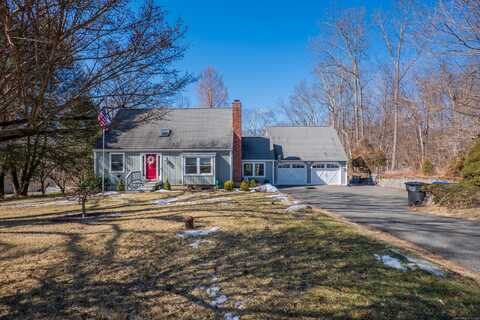 41 Meetinghouse Terrace, New Milford, CT 06776