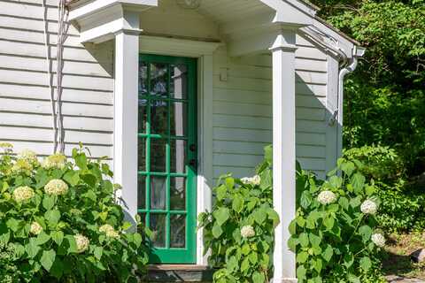 1 Coburn Road West, Sherman, CT 06784