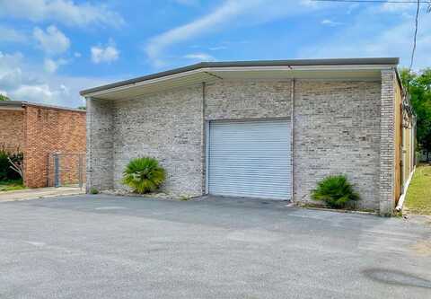 919 Skipper Avenue, Fort Walton Beach, FL 32547