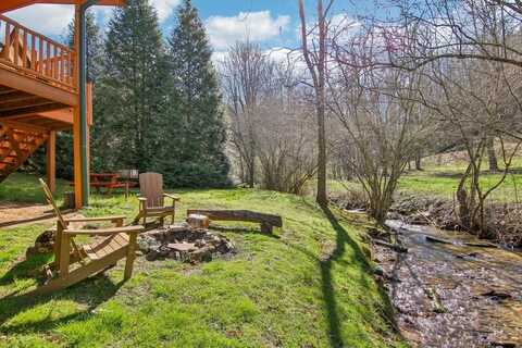 33 Shepherds Creek Rd, Bryson City, NC 28713