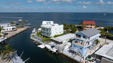 1652 Churchill Downs, Key Largo, FL 33037