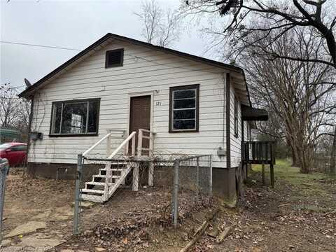 121 Mcloud AVE, Arkoma, OK 74901