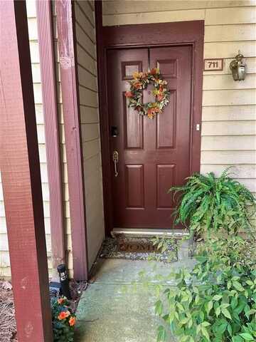 711 Cypress Pointe Street, Johns Creek, GA 30022