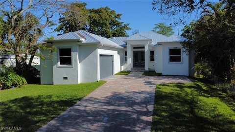 3259 Karen Drive, Naples, FL 34112