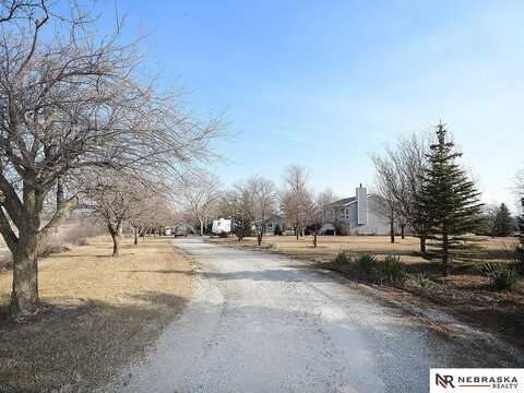 1304 S 96th Road, Firth, NE 68358