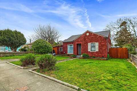 2436 California Street, Eureka, CA 95501