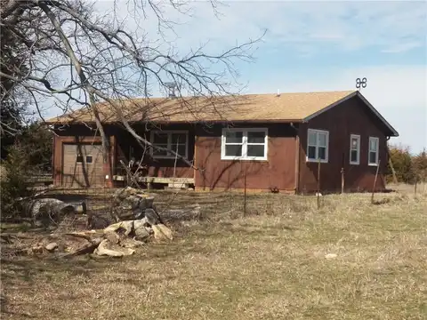 5189 Lee Road, Mound City, KS 66056