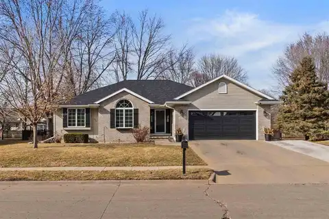 1439 Santa Fe Dr, IowaCity, IA 52246