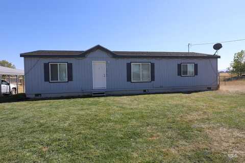 2436 B Oakley Avenue, Hollister, ID 83301