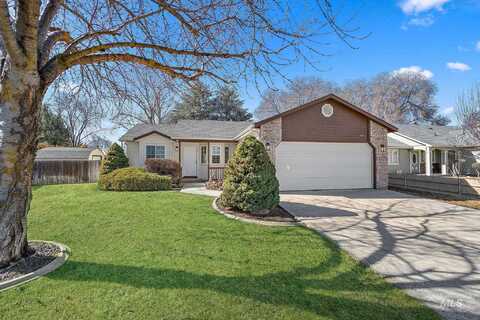 613 Arrowhead Dr., Nampa, ID 83686