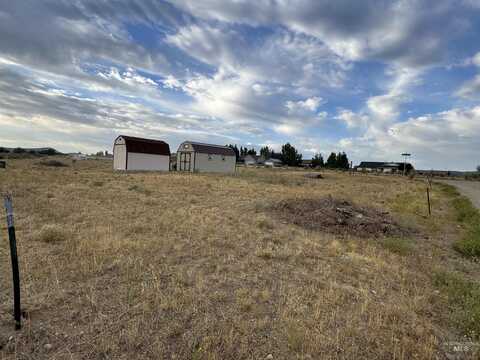 371 Lake View Lane, West Magic, ID 83352