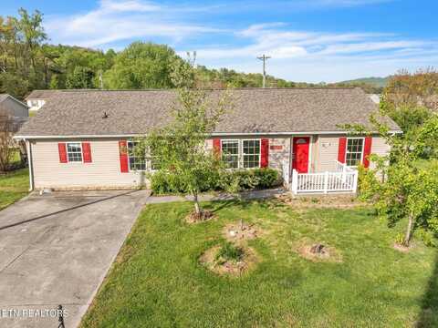 902 Oak Village Court, Dandridge, TN 37725