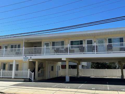 30 S Washington Ave, Margate City, NJ 08402